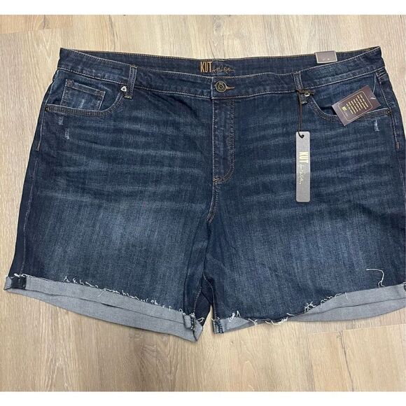 ♥️Kut from the Cloth Katy Plus Size Boyfriend Shorts - Picture 1 of 10